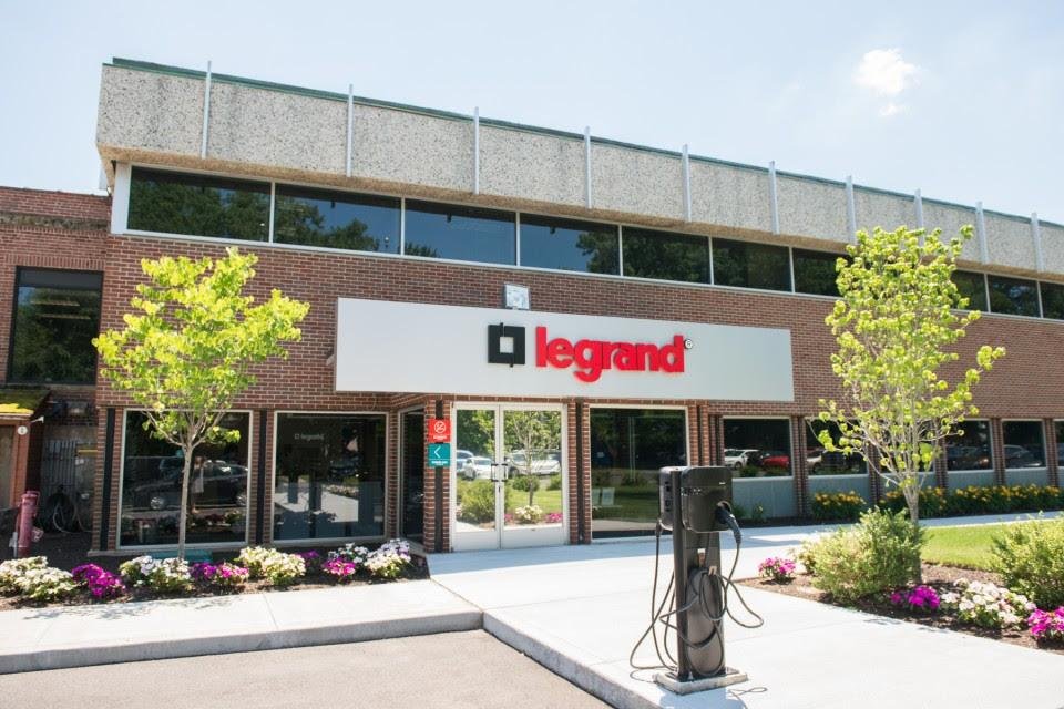 Legrand recrute : Découvrez les métiers passionnants!