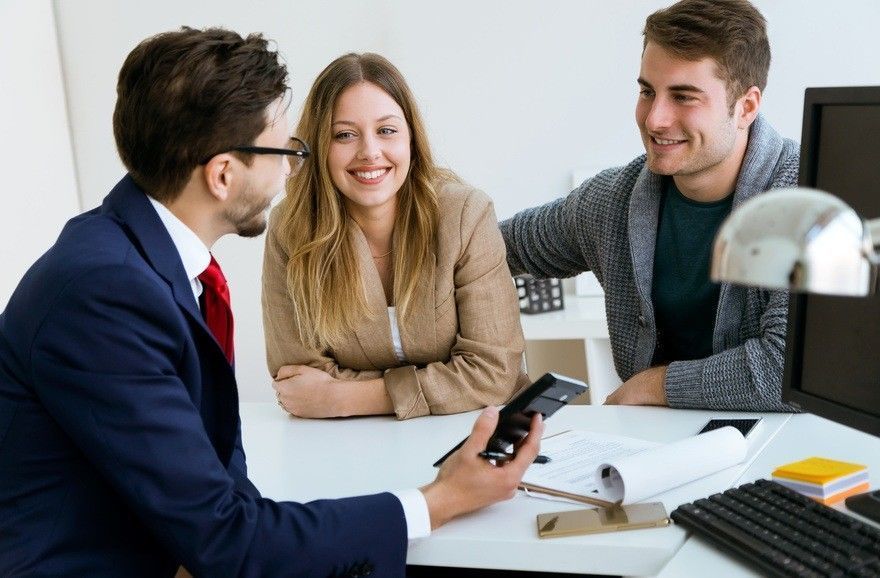 La Banque Postale : Prêts Personnalisés pour Un Financement Simplifié